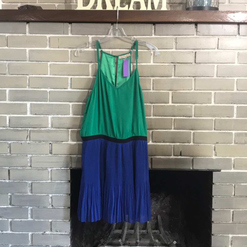 fun 2 fun sleeveless dress Large New Btq Retail